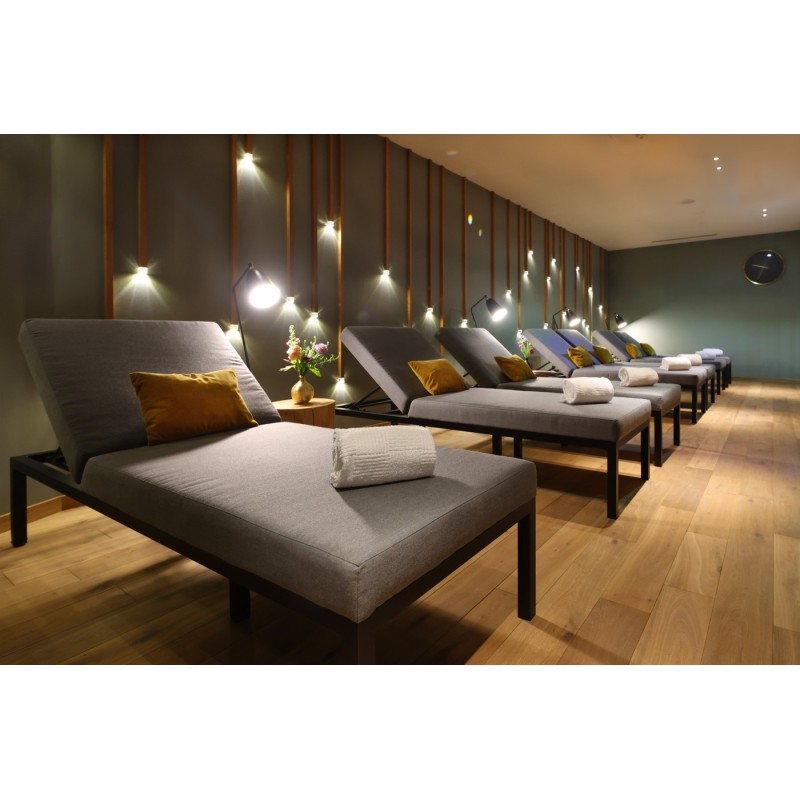 Parquet massif chêne "Pain d'épices brossé verni mat" GAMME NATURE Chêne de l'Est