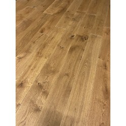Parquet massif chêne "Prosper brossé verni mat" GAMME NATURE Chêne de l'Est