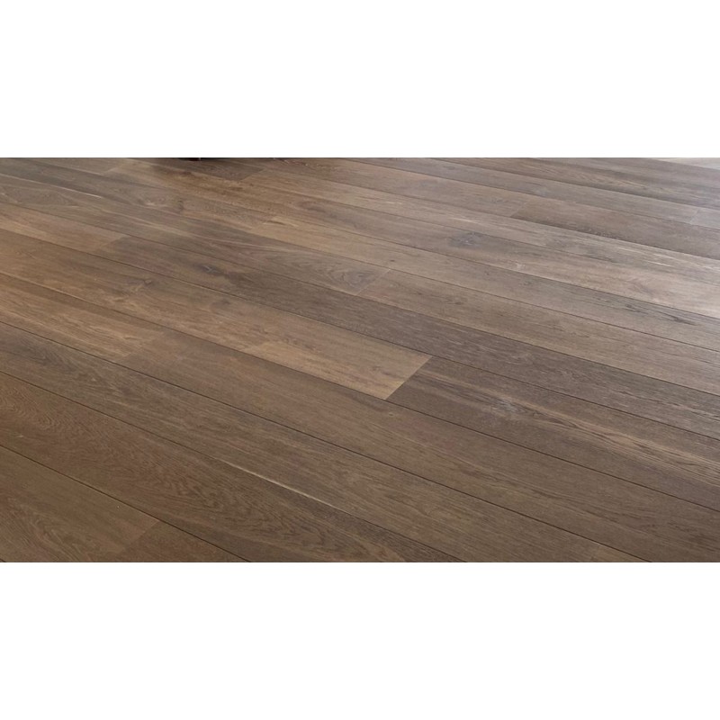 Parquet contrecollé chêne "VDF 2 ans d'âge - Brossé huilé no visible" TOP 4 Chêne de l'Est